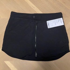 Athleta toasty buns skirt